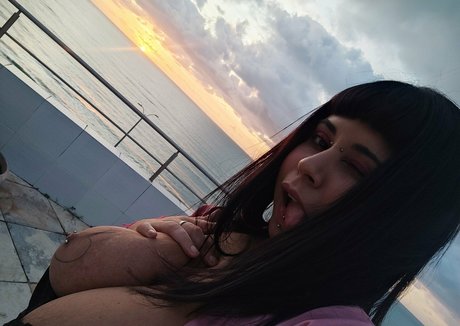 Hotgiirlbummer
