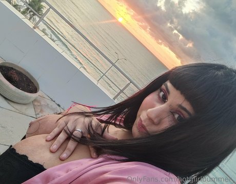 Hotgiirlbummer