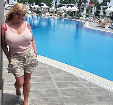 Обнаженная фотография утечки OnlyFans от Beata Stanczak