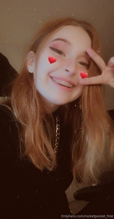 Naken läckt OnlyFans-bild av Rocketpocketfree