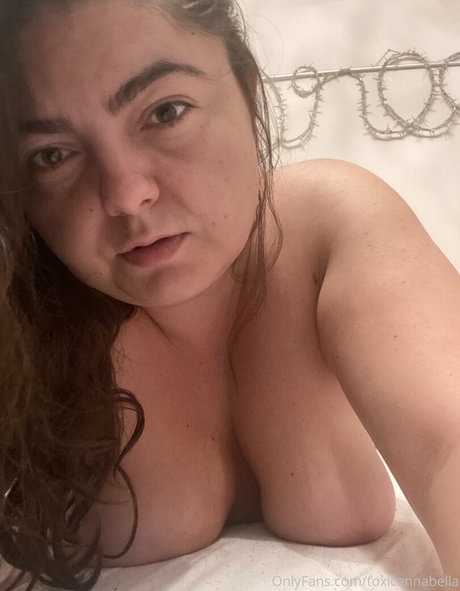 Toxicannabella