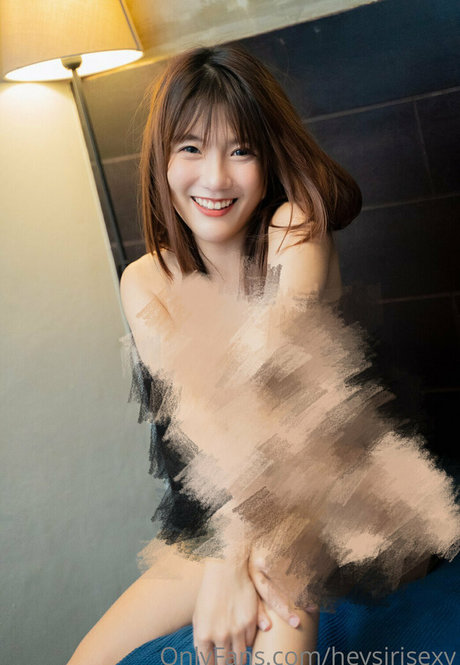 Обнаженная фотография утечки OnlyFans от Heysirisexy