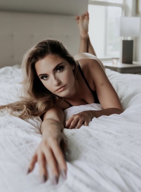 Naken läckt OnlyFans-bild av Heavenonearthbby