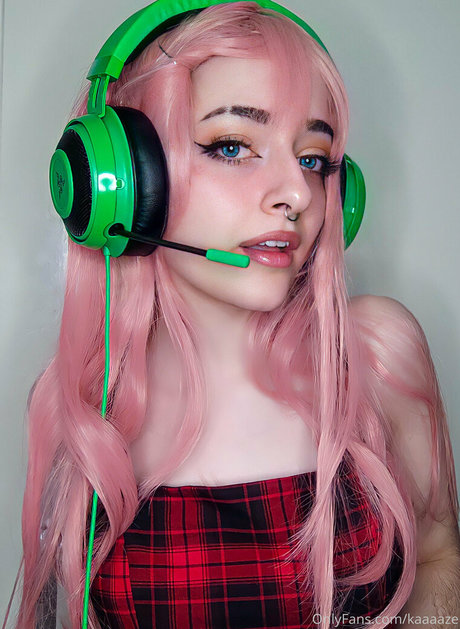 Foto nua vazada do OnlyFans de Kaaaaze