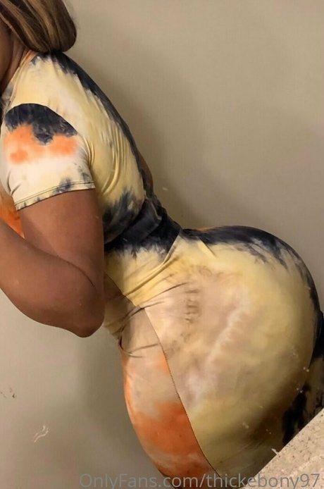 Thickebony97