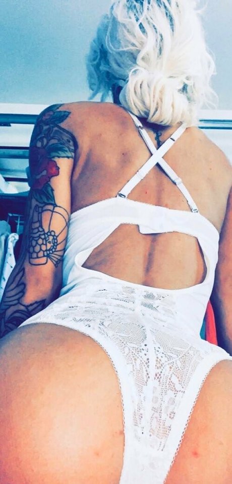 Nahá fotka uniklých OnlyFans od Kelsiekelss13