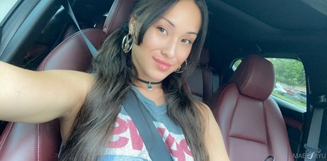 Asiangrlnextdoor OnlyFans
