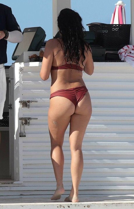 Naken läckt OnlyFans-bild av Natalie Martinez