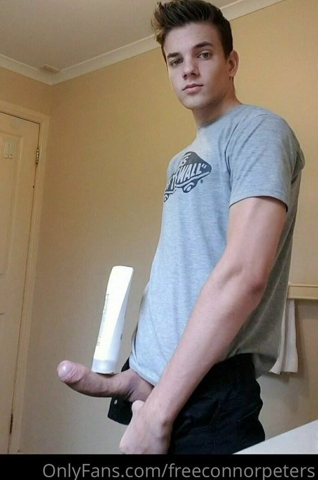 Freeconnorpeters OnlyFans