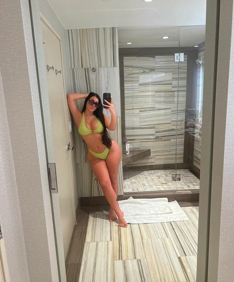 Обнаженная фотография утечки OnlyFans от Danielle P