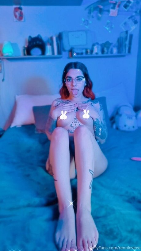 Naken läckt OnlyFans-bild av Rennloveee