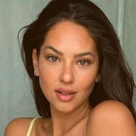 Christen Harper