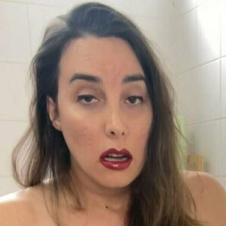 Naken lekkede OnlyFans-bilde av Marnafaye