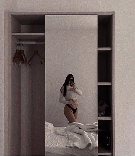 Nahá fotka uniklých OnlyFans od Michela Depaoli