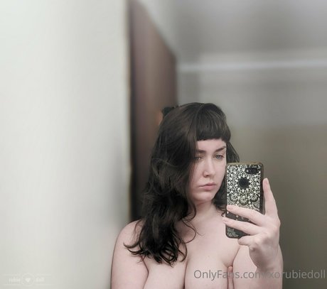 Photo nue de fuite OnlyFans de Xorubiedoll