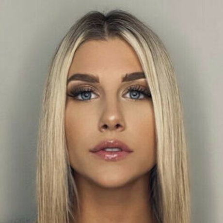Nahá fotka uniklých OnlyFans od Emalexd