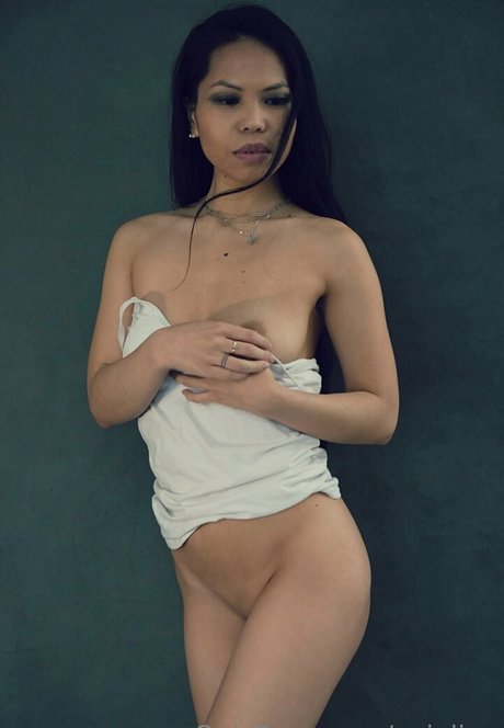 Naken lekkede OnlyFans-bilde av Evieling
