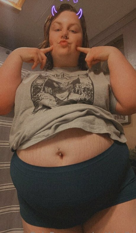 Naken läckt OnlyFans-bild av Gothbelly