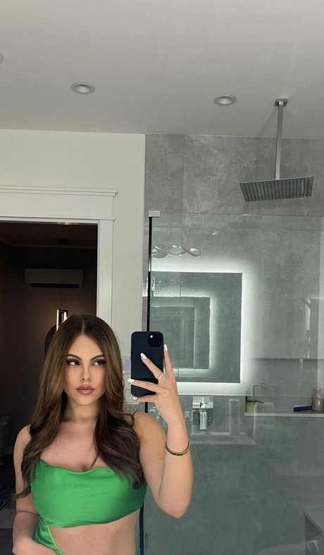 Nicole O