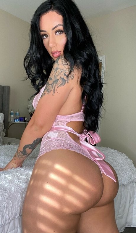 Hayley Davis