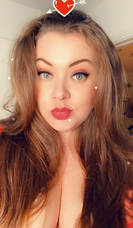 Naken läckt OnlyFans-bild av Hypnorosie