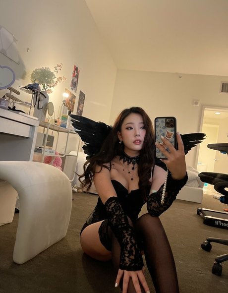 Nahá fotka uniklých OnlyFans od Hyojeong