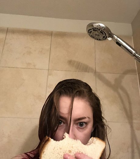 Nahá fotka uniklých OnlyFans od Suopontwitch