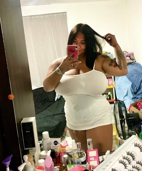 Sara Chubby