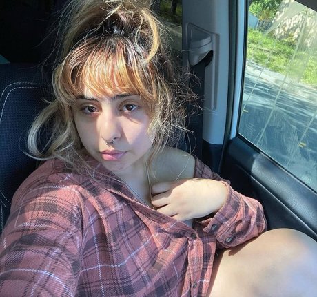 Nahá fotka uniklých OnlyFans od Secretlifeofstephhh