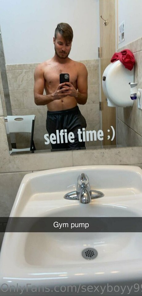 Sexyboyy99