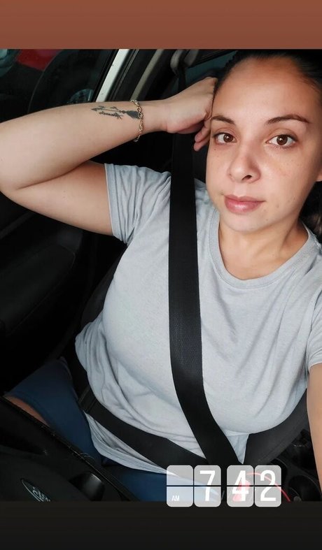 Nahá fotka uniklých OnlyFans od Lucero
