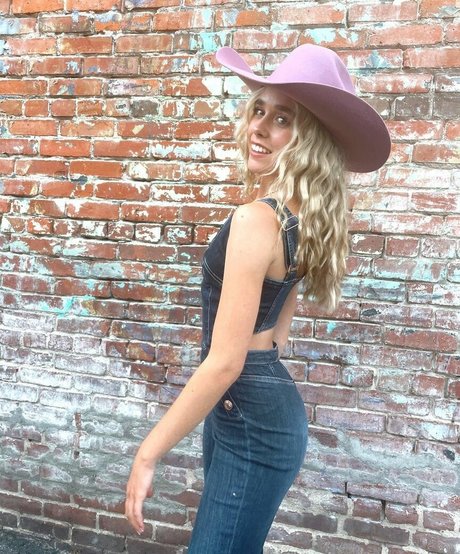 Nahá fotka uniklých OnlyFans od Jenna Davis