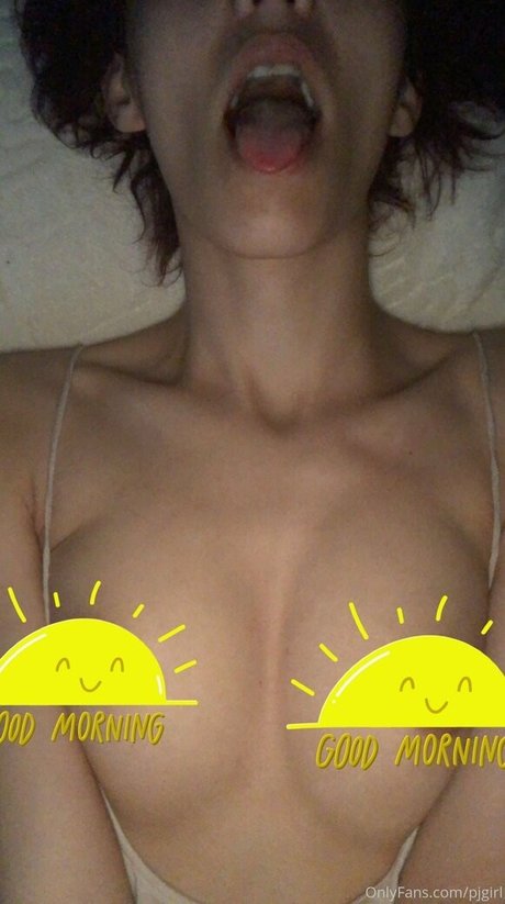 Naakte gelekte OnlyFans-foto van Pjgirl