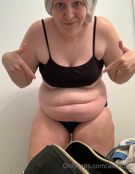 Nahá fotka uniklých OnlyFans od Aleximae