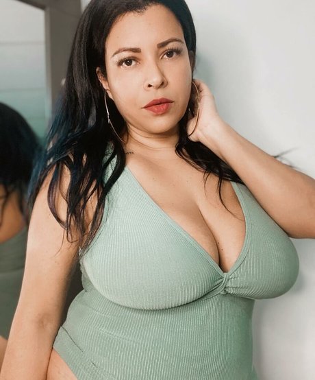 Sororonga  nude leaked OnlyFans photo