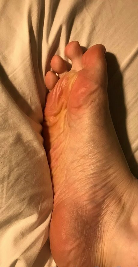 Janeleecutefeet