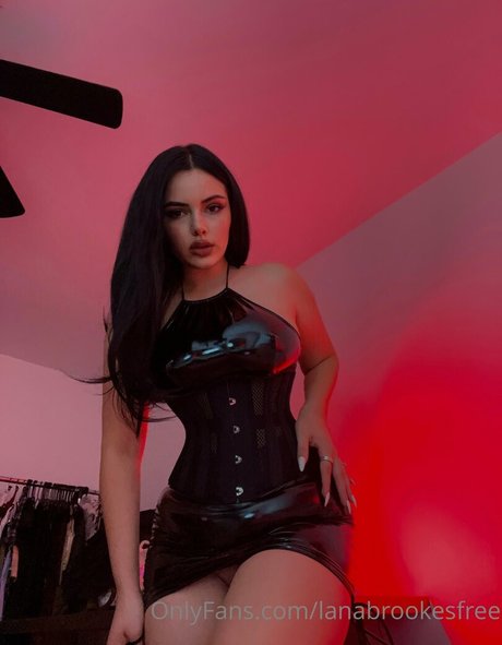 Nahá fotka uniklých OnlyFans od Lanabrookesfree