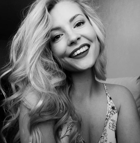 Laura Nieminen OnlyFans泄露裸照