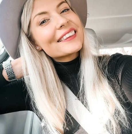 Nahá fotka uniklých OnlyFans od Laura Nieminen