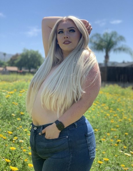 Pixiechickxoxo
