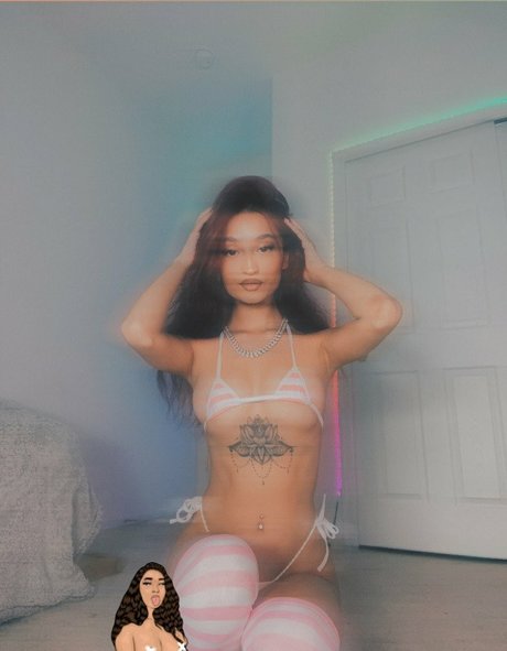Prettylittlechica