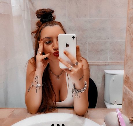 Naken lekkede OnlyFans-bilde av Rubi Fittipaldi