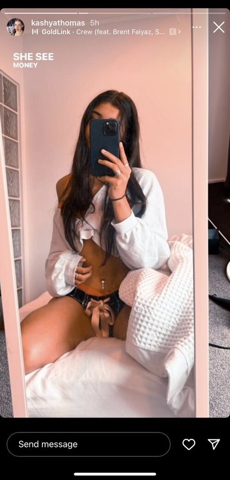 Foto di nudo di fuga di OnlyFans di Kashya Thomas
