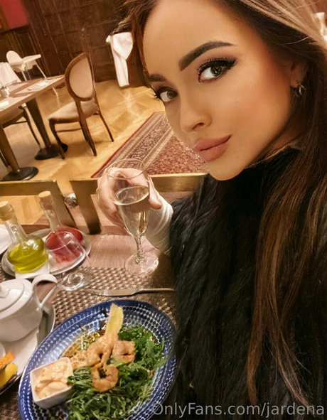 Foto desnuda filtrada de OnlyFans de Jardena
