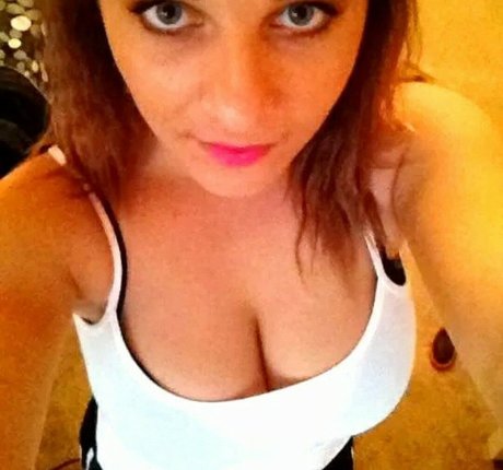 Naken läckt OnlyFans-bild av Mirjana Matic