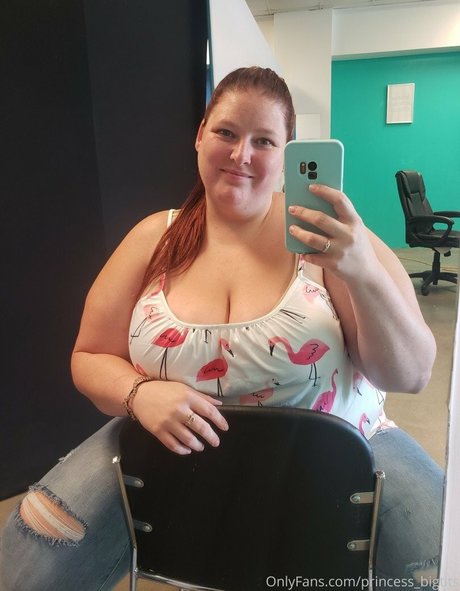Naken lekkede OnlyFans-bilde av Princess Big Tits