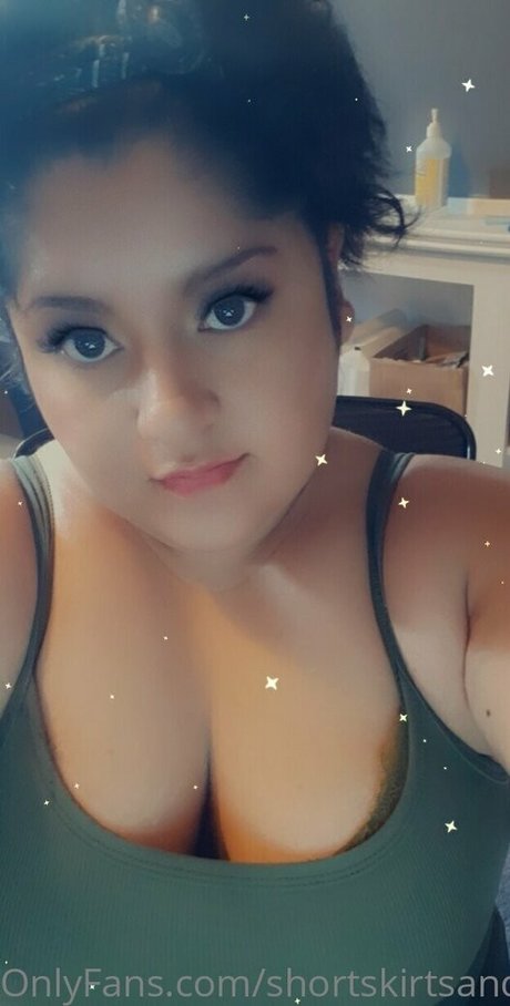 Foto nua vazada do OnlyFans de Shortskirtsandflirts