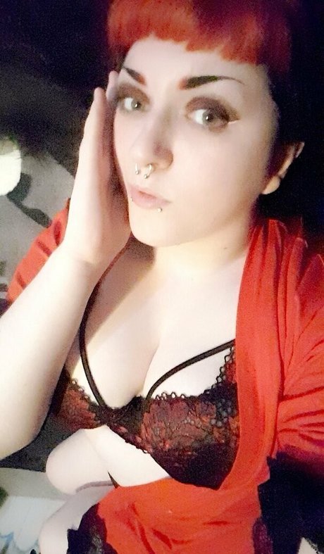 Nahá fotka uniklých OnlyFans od Grimspectral