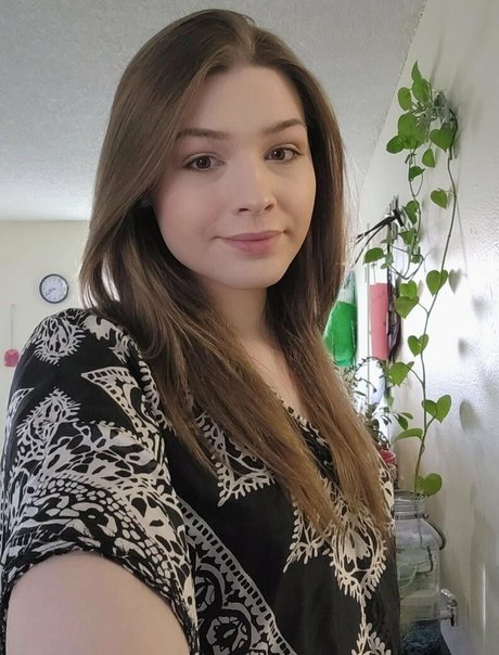 Naken läckt OnlyFans-bild av Kyla21jj
