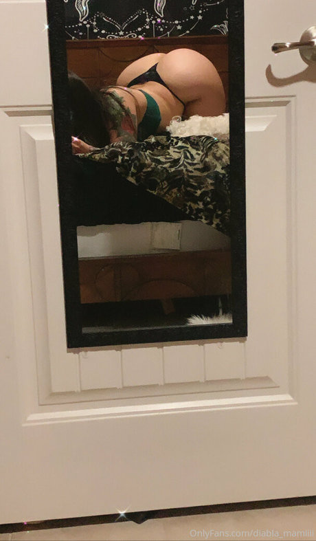 Nagie wyciekłe zdjęcie OnlyFans od Diablamamiiii